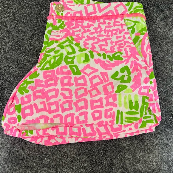 NWOT Lilly Pulitzer Shorts - Picture 3 of 5